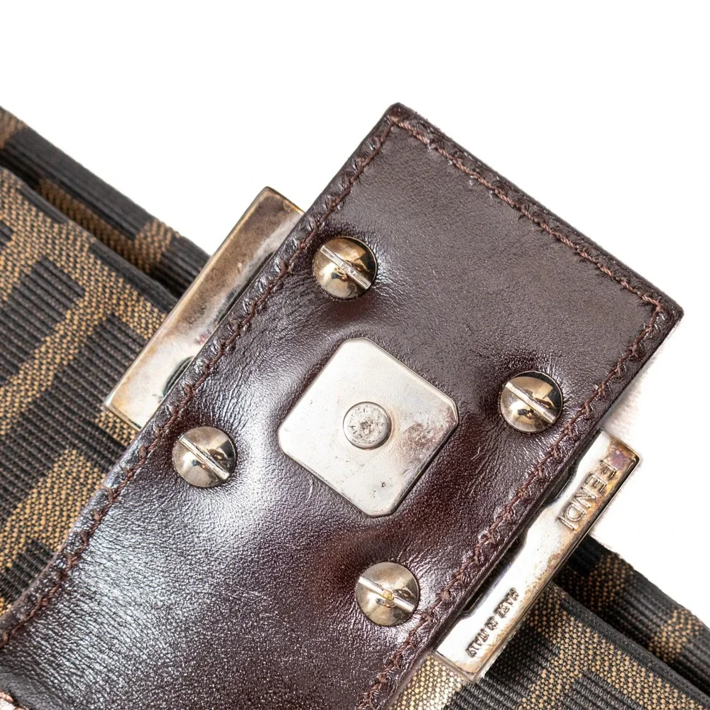 FENDI - Zucca Medium Mamma Baguette Bag Brown Vintage 2000s Y2K